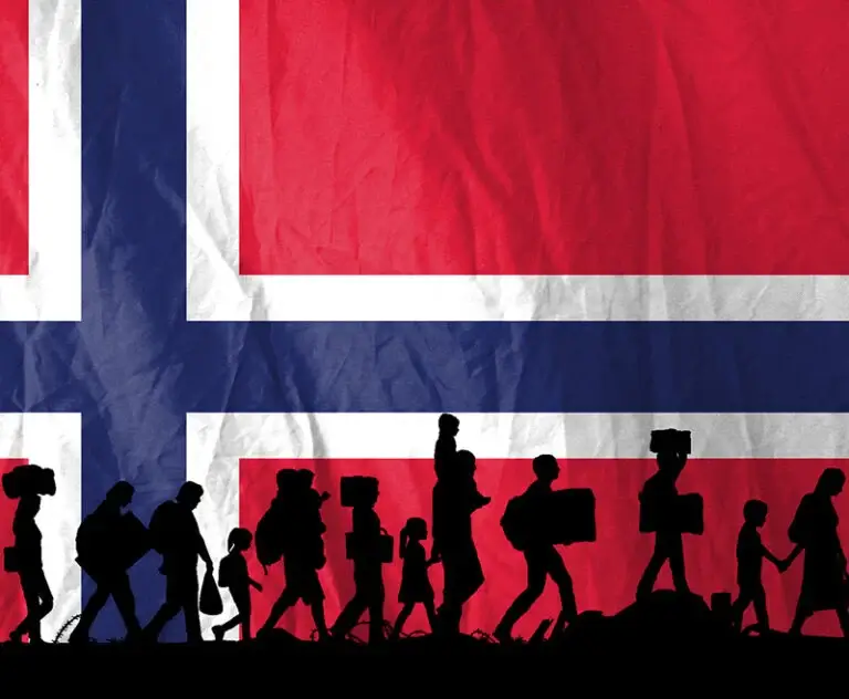 هل يحق للاجئ العمل في النرويج